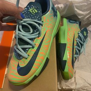 NIKE KD VI (GS) 3.5
